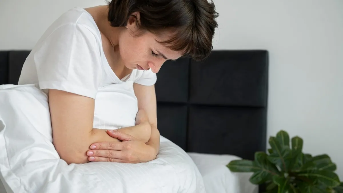 Mide kanseri belirtileri nelerdir? Mide kanseri nerelerde ağrı yapar? Mide kanseri tedavisi ve korunma yolları