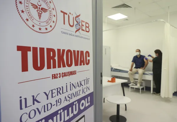 Bilim Kurulu üyesinden yerli koronavirüs aşısı TURKOVAC için müjde - 7