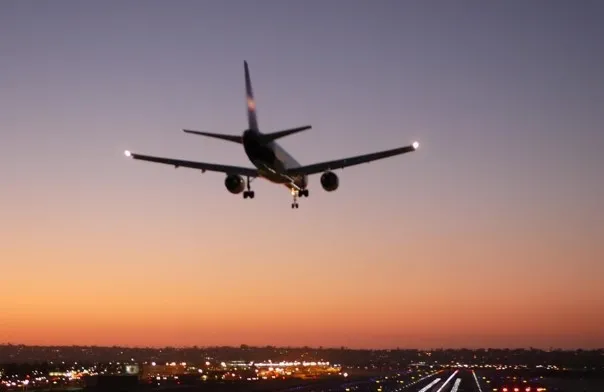 orta-dogu-yangin-yeri-misir-tarih-ve-saat-vererek-uyardi-uzak-durun-1723061033333.jpg Mısır havayolu şirketlerinden İran hava sahasından uzak durmalarını istedi.